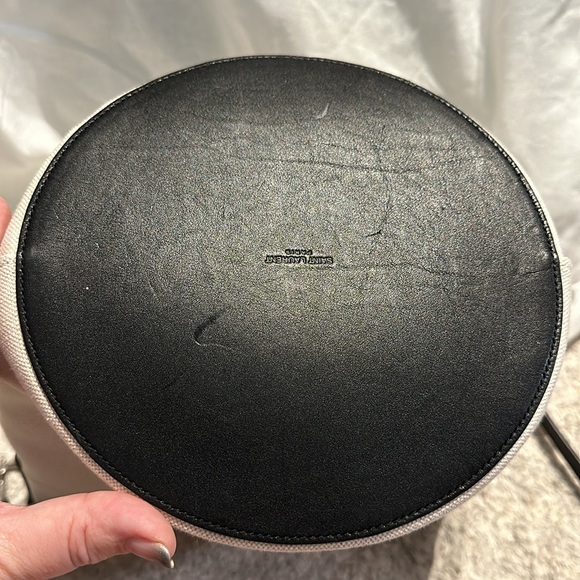 YSL RIVE GAUCHE BUCKET BAG - Picture 9 of 13